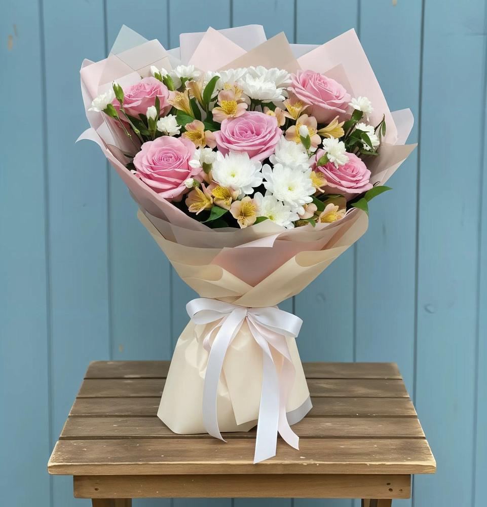 Букет цветов из: Гвоздики, Орхидеи и Розы в Тоцкое Второе