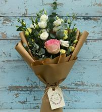 Букет цветов из:  Розы и Лизиантусы в Тоцкое Второе