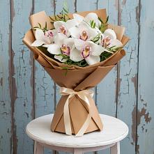 Букет цветов из:  Орхидеи и Розы в Тоцкое Второе